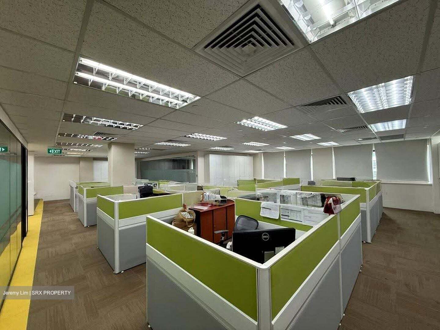 Palais Renaissance (D9), Office #632373361